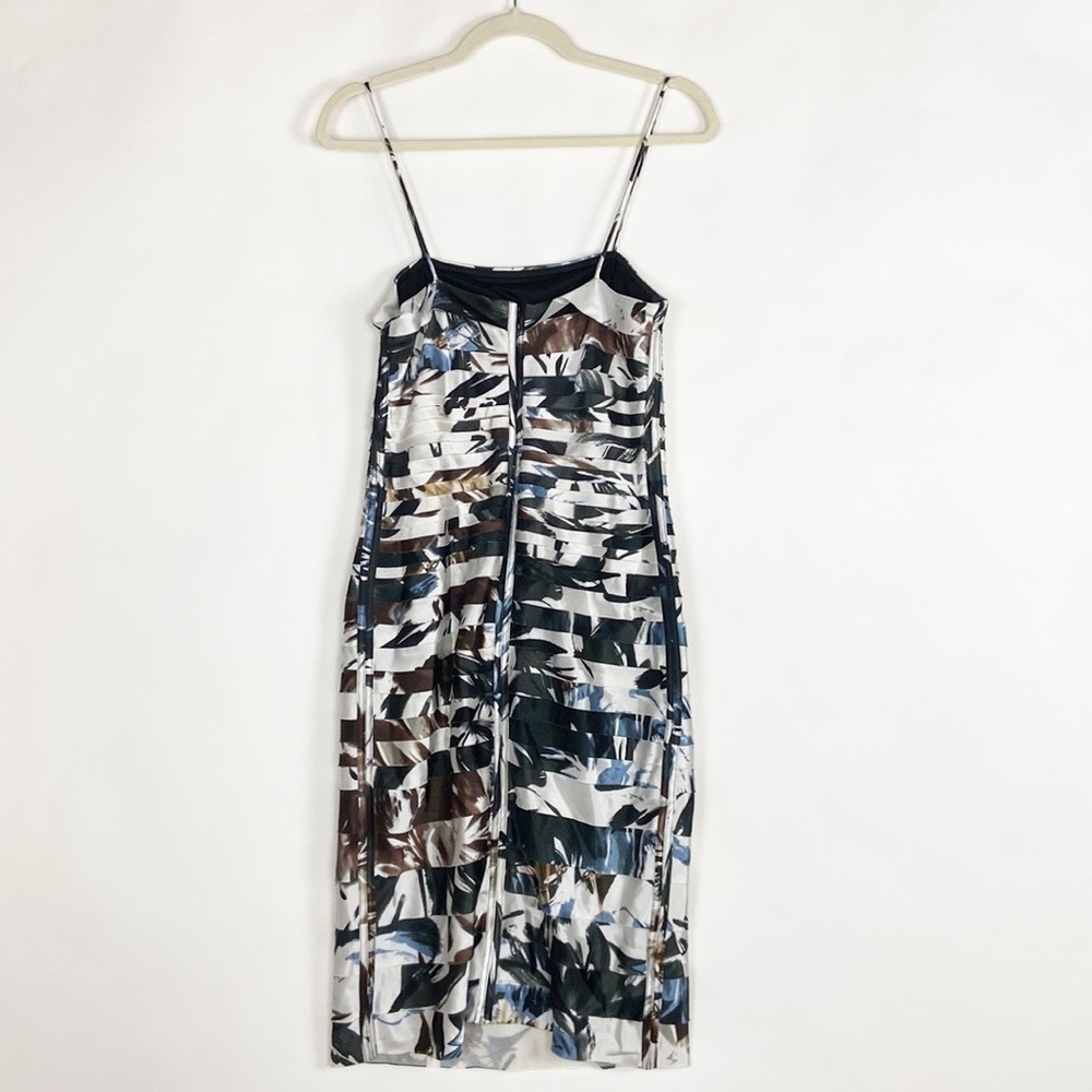 Js Collections Tiered Bandage Abstract Print Crep… - image 3